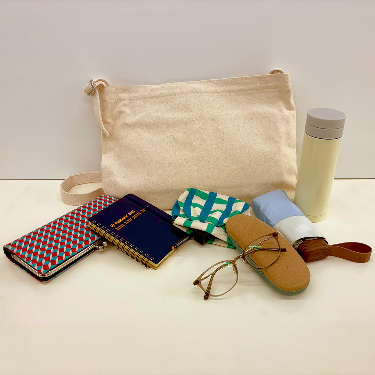 さんま 大きめ ショルダーバッグ 生成り 内ポケット付き 肩ひも長さ調整可 いっぱい入る サコッシュ ポシェット | 5枚目